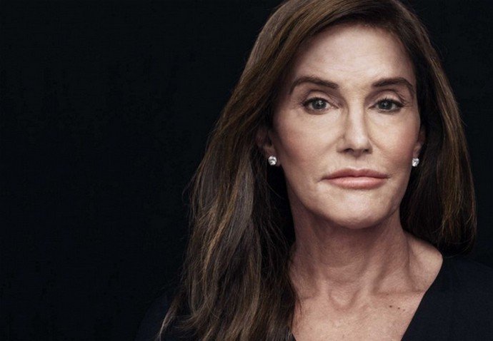 Caitlyn Jenner 'Truly Sorry' for 'Man in a Dress' Comment