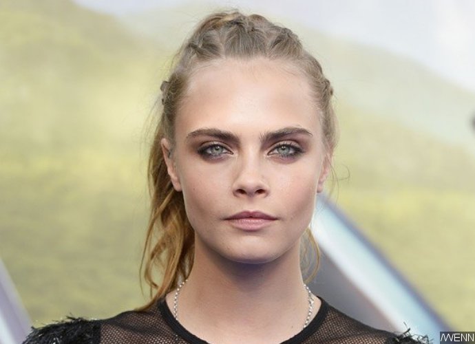 Cara Delevingne Threatens to Egg Photog Who Captured Her Marilyn Monroe Moment