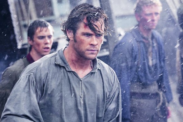 Chris Hemsworth's 'In the Heart of the Sea' Pushed Back to December