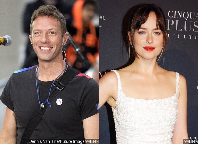 Chris Martin and Dakota Johnson Spotted Having Smoothies Date in Vancouver