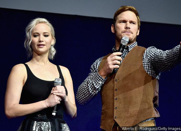 Chris Pratt Drops Mic on Jennifer Lawrence's Foot and Makes Everyone Laugh