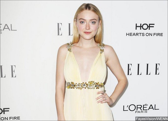 Dakota Fanning's Parents Are Divorcing After 27 Years of Marriage