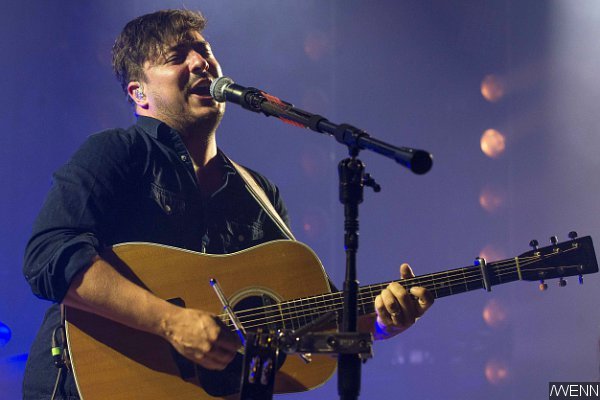 Video: Fan Injured After Mumford and Sons' Frontman Throws Guitar Stand Into Crowd Mid-Show