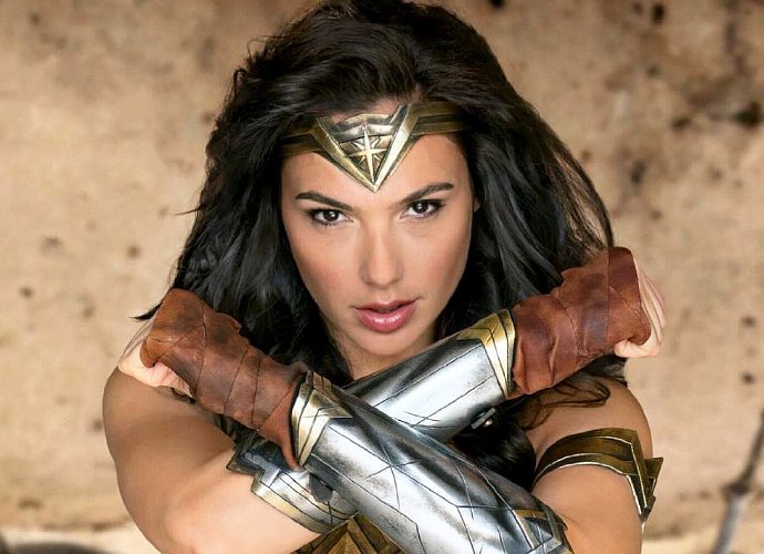 Gal Gadot Dishes On Wonder Woman S Sexuality In Dc Films