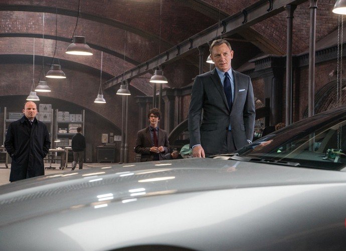 How James Bond Bosses Try to Keep Daniel Craig as Agent 007