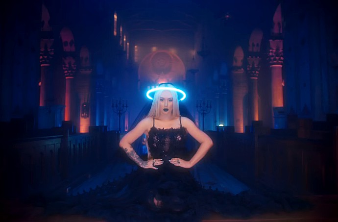 Iggy Azalea Is Her Own 'Savior' in New Music Video