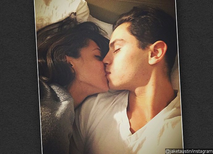 He's Dating a Fan! Jake T. Austin Kisses New Girlfriend