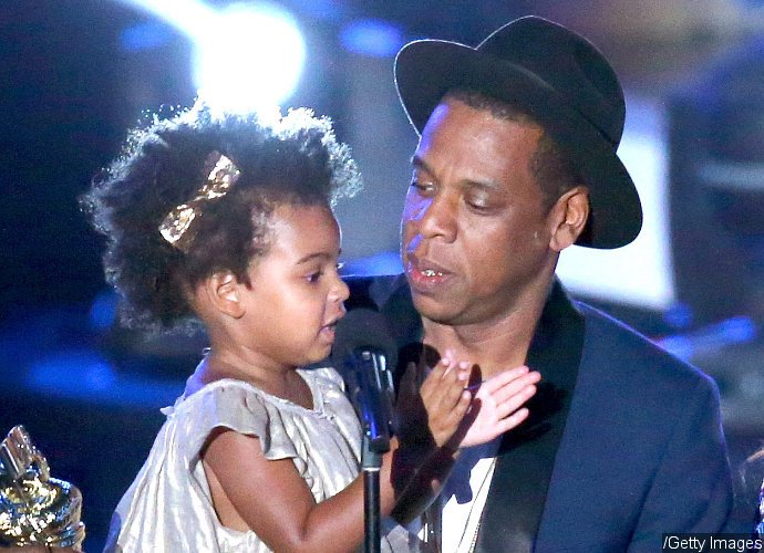 Watch Jay-Z and Blue Ivy Dance Together to Beyonce Backstage at Her Show