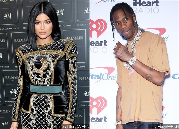 Kylie Jenner Reportedly Jets Off to Texas to Break Pregnancy News to Travis Scott's Family