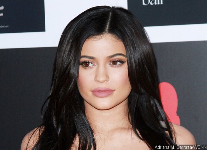 Kylie Jenner Unveils Hip Tattoo: It's 'All Red'