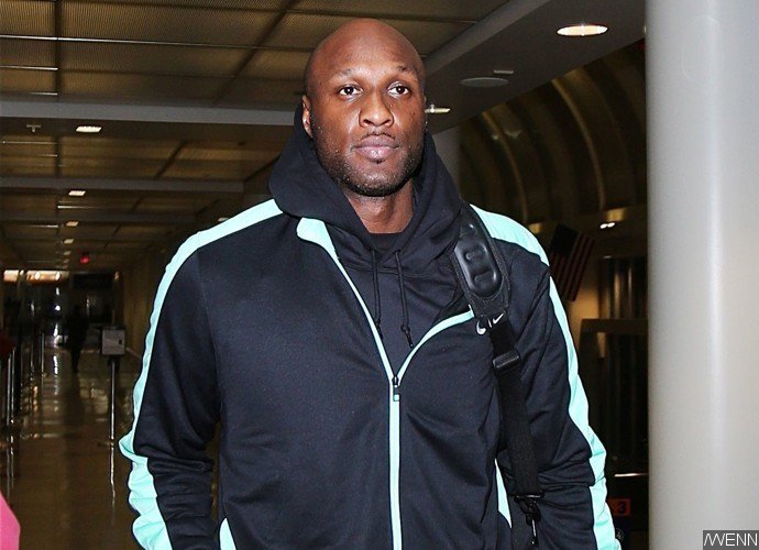 Lamar Odom Kicked Off Plane After Getting Wasted and Vomiting