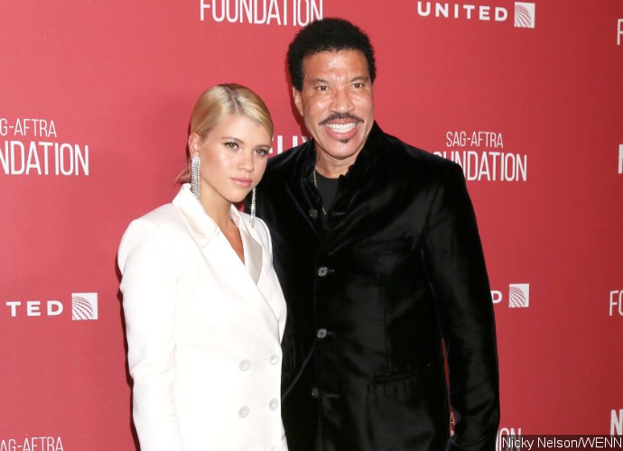 Lionel Richie Points 'Gun' at His Head When Asked About Daughter Sofia Dating Scott Disick