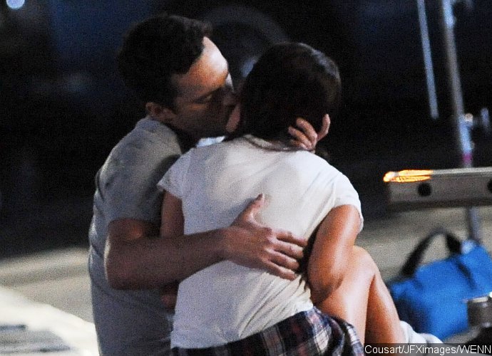 Megan Fox Making Out With Jake Johnson On Set Of New Girl 