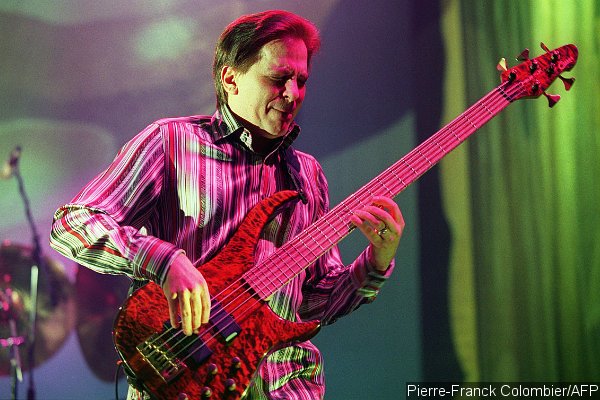 Mike Porcaro, Bassist of Toto, Dies of ALS at 59