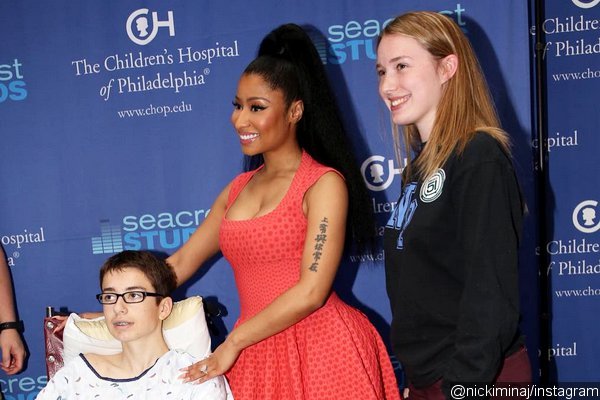 Nicki Minaj Visits Children's Hospital of Philadelphia