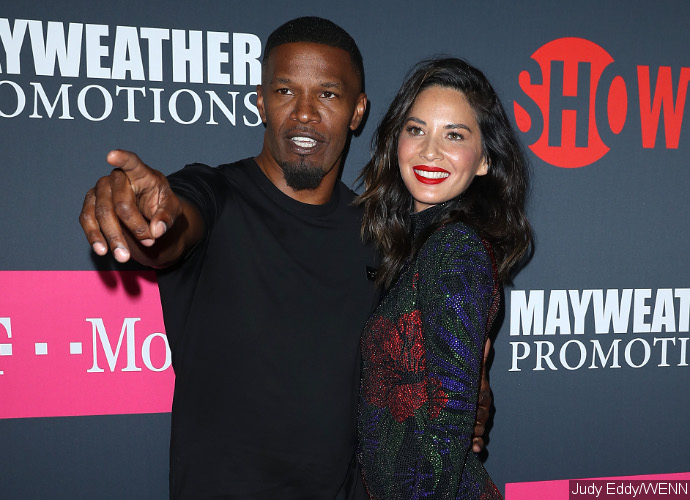 Olivia Munn and Jamie Foxx Spark Dating Rumor at Mayweather vs. McGregor Fight's Red Carpet