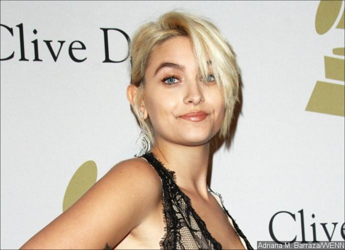 Paris Jackson Cozies Up to Mystery Man in Los Angeles