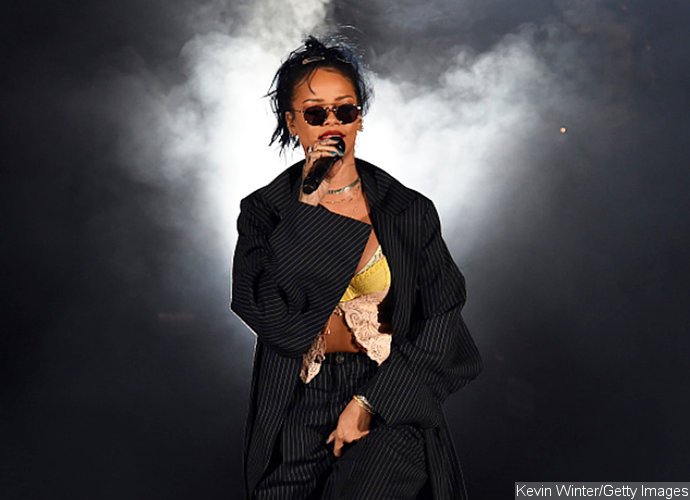 Video: Rihanna Plays Surprise Set During 'We Can Survive' Concert