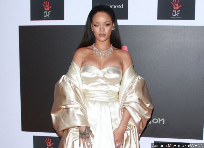 Rihanna Still Looking for New Songs, Not Ready to Release 'Anti' Album Yet