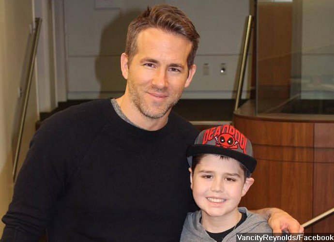 Ryan Reynolds Let Young Fan Battling Cancer See First Screening of 'Deadpool'