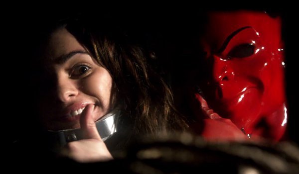 'Scream Queens' Opening Sequence Spreads Terror