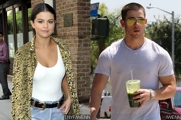 Exes Selena Gomez and Nick Jonas Have 'Little Awkward' Reunion