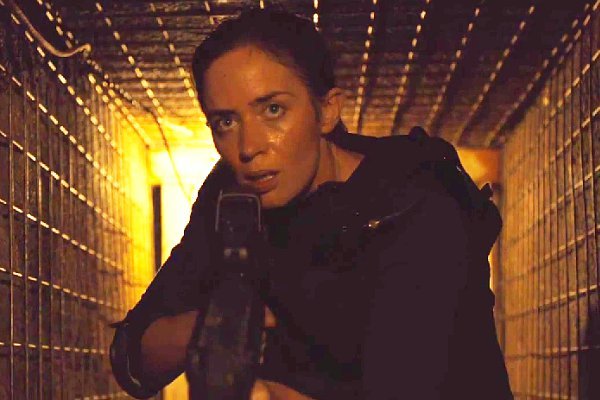 'Sicario' First Trailer: Emily Blunt Gets Stuck in Drug War
