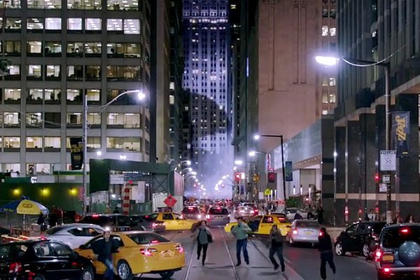 Sony's 'Pixels' Trailer Sneak Peek Sees Chaos on the Street