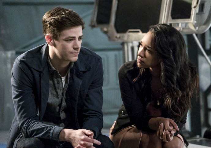 The CW's Crossover: New Set Photos and Videos Preview Explosive Wedding for Barry and Iris