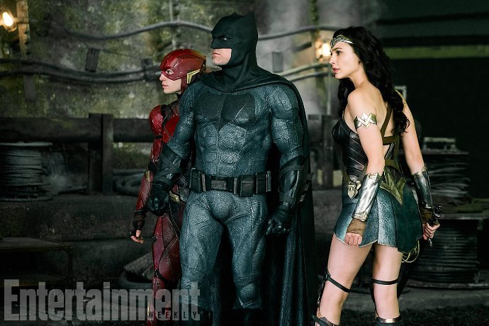 The Flash, Batman and Wonder Woman Are Ready to Fight in Epic New Photo of 'Justice League'