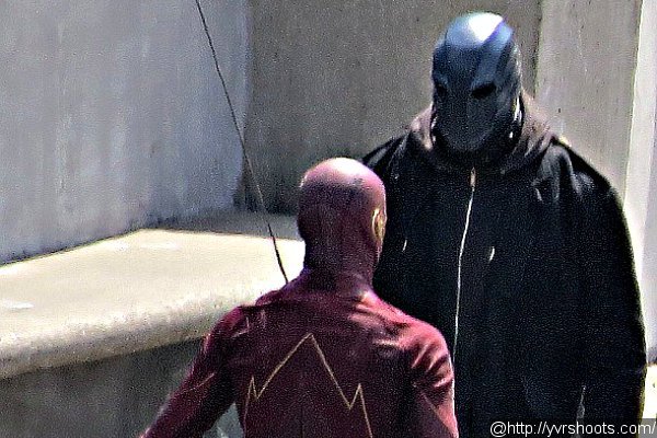 'The Flash' Set Photos May Reveal New Villain in Season 2