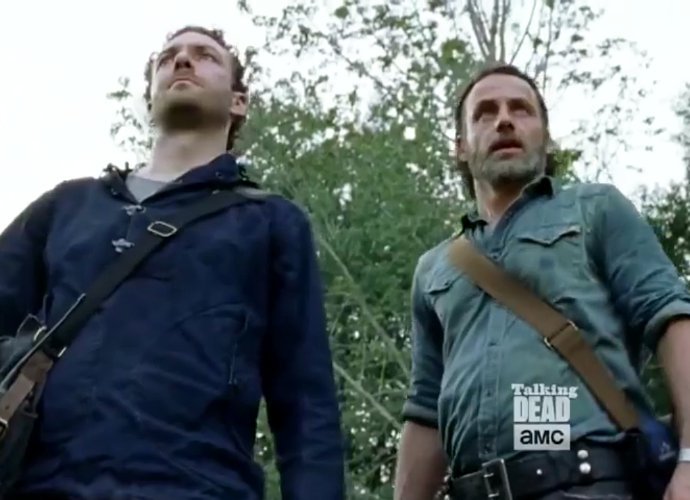 Does 'The Walking Dead' Tease the Arrival of The Whisperers in Midseason Finale?