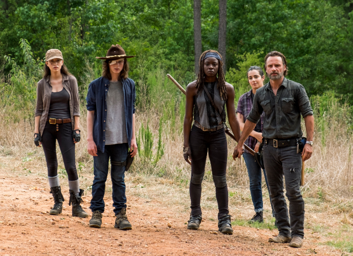 'The Walking Dead' New Midseason Pictures Preview a Character's Final ...