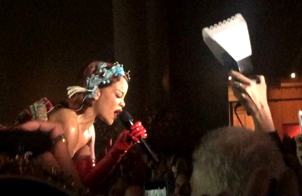Video: Rihanna Performs at 2015 Met Gala