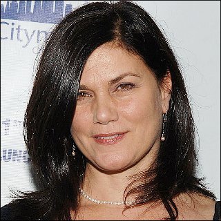 Linda Fiorentino Profile Photo