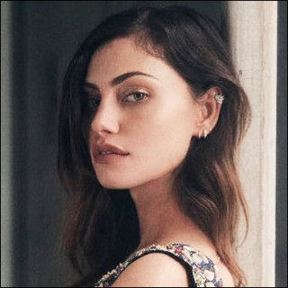Phoebe Tonkin Profile Photo