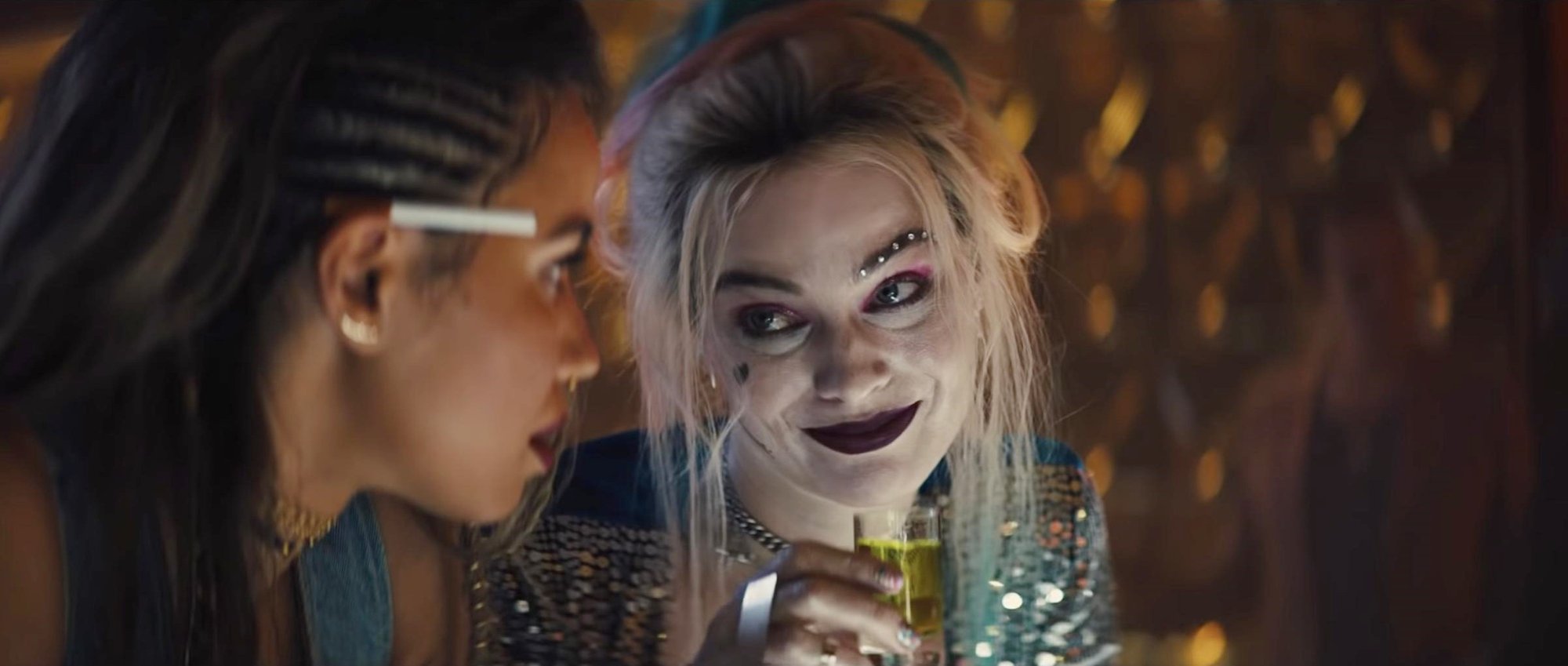 Jurnee Smollett stars as Dinah Lance/Black Canary and Margot Robbie stars as Harley Quinn in Warner Bros. Pictures' Birds of Prey: And the Fantabulous Emancipation of One Harley Quinn (2020)
