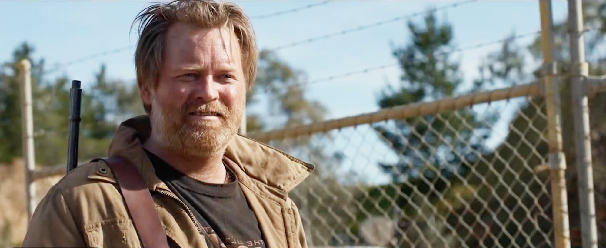 Anthony Hayes stars as Vic in Netflix' Cargo (2018)