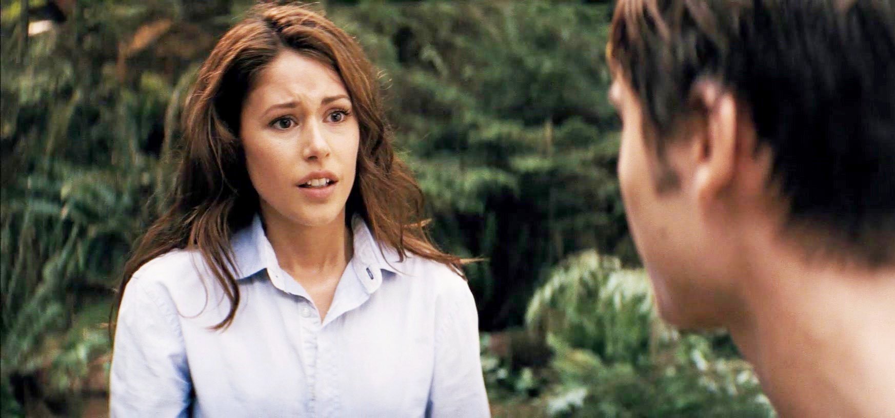 Amanda Crew stars as Tess Carroll and Zac Efron stars as Charlie St. Cloud in Universal Pictures' Charlie St. Cloud (2010)
