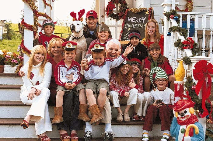 Steve Martin, Tom Welling, Hilary Duff, Bonnie Hunt and Piper Perabo in The 20th Century Fox' Cheaper by the Dozen (2003)