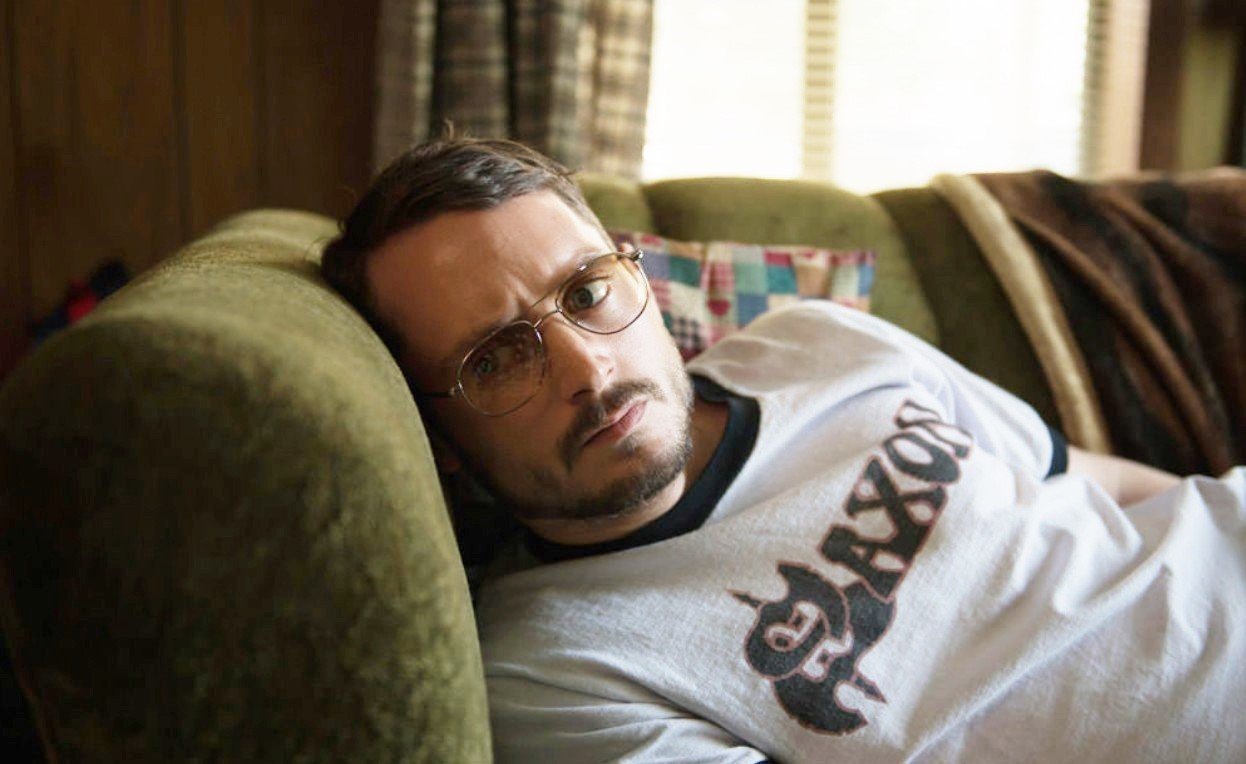 Elijah Wood stars as Tony in Netflix's I Don't Feel at Home in This World Anymore (2017)