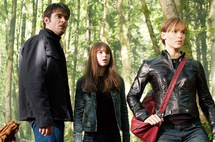 Goran Visnjic, Kirsten Prout and Jennifer Garner in The 20th Century Fox's Elektra (2005)