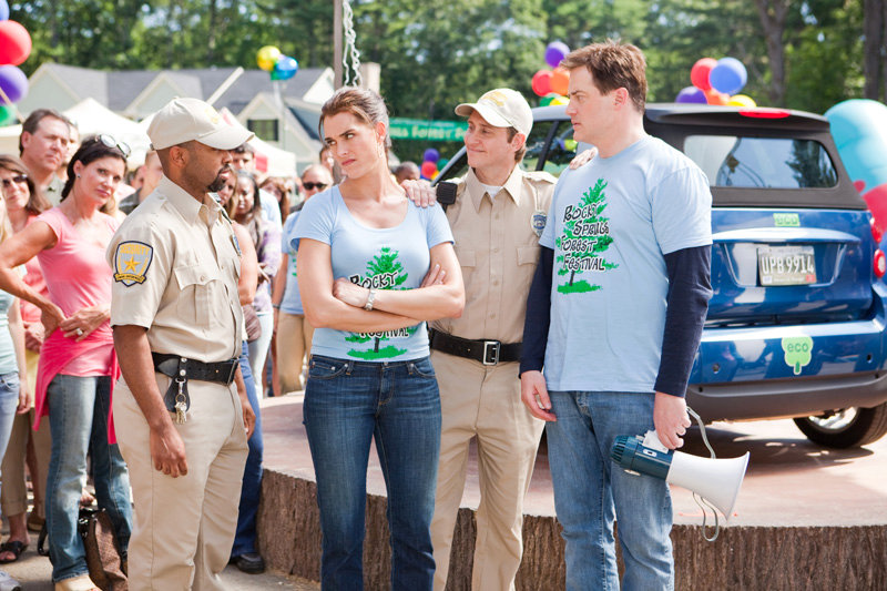 Brooke Shields stars as Tammy Sanders and Brendan Fraser stars as Dan Sanders in Summit Entertainment's Furry Vengeance (2010)