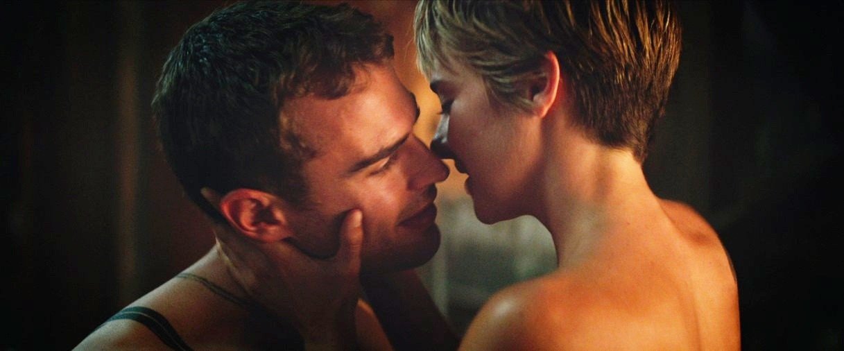 Theo James stars as Four and Shailene Woodley stars as Beatrice 'Tris' Prior in Summit Entertainment's The Divergent Series: Insurgent (2015)