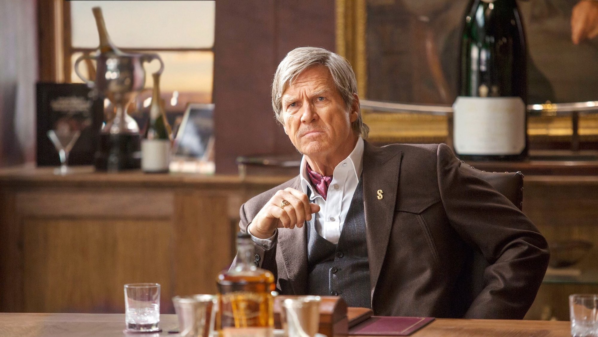 Jeff Bridges stars as Agent Champagne in 20th Century Fox's Kingsman: The Golden Circle (2017)