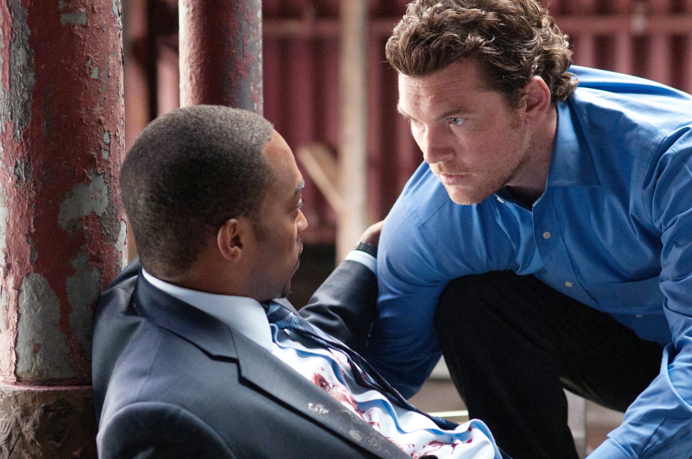 Anthony Mackie stars as Mike Ackerman and Sam Worthington stars as Nick Cassidy in Summit Entertainment's Man on a Ledge (2012)
