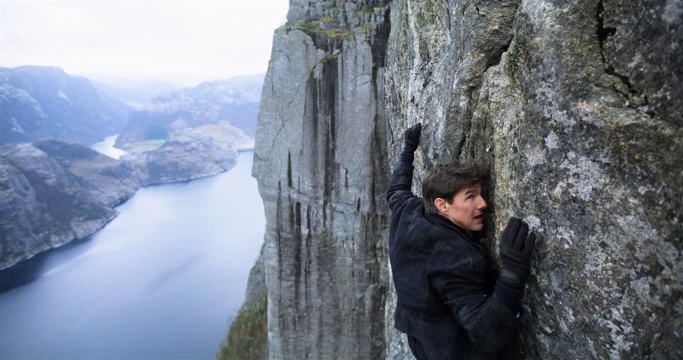 Tom Cruise stars as Ethan Hunt in Paramount Pictures' Mission: Impossible - Fallout (2018)