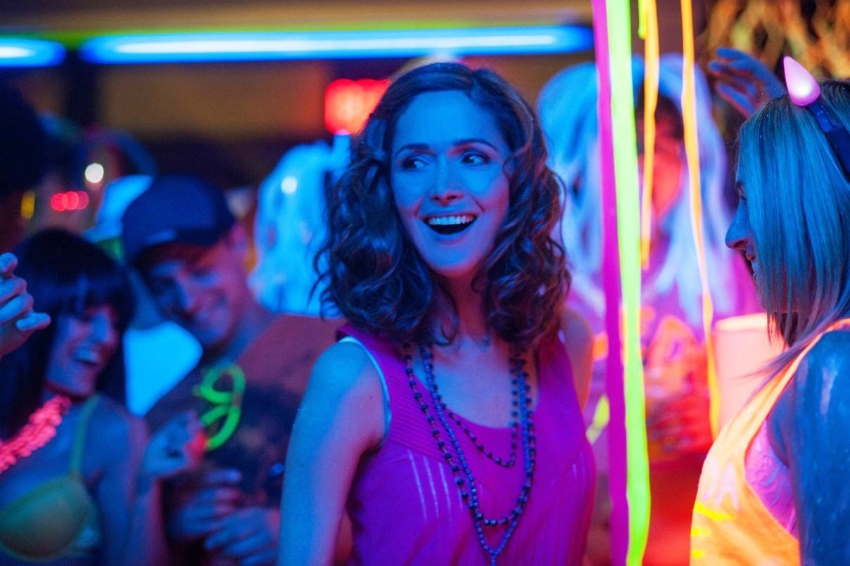 Rose Byrne stars as Kelly Radner in Universal Pictures' Neighbors (2014). Photo credit by Glen Wilson.