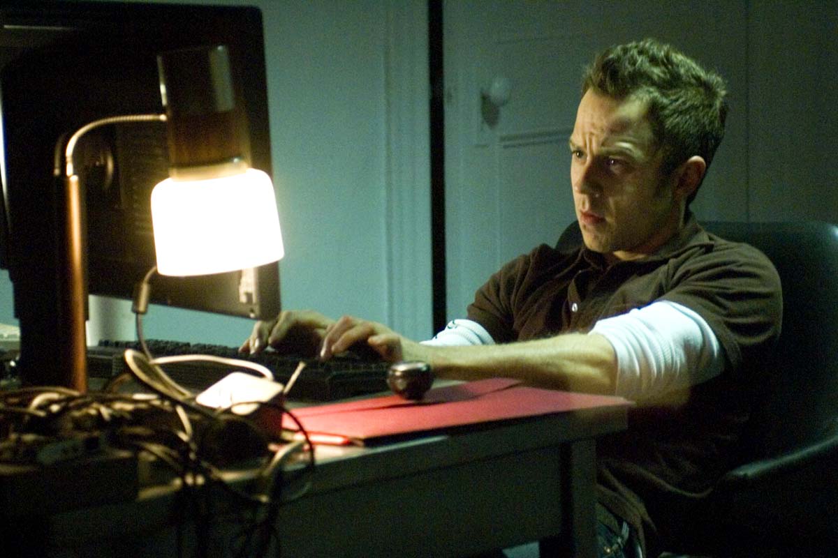Giovanni Ribisi as Miles in Columbia Pictures' Perfect Stranger (2007)