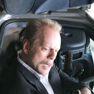 Bruce Willis as Jack Mosley in Warner Bros.' 16 Blocks (2006)